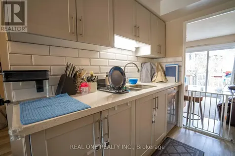 407 Keats Way Waterloo ON N2L 5S7