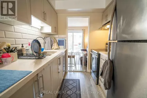 407 Keats Way Waterloo ON N2L 5S7