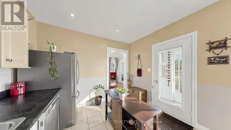 81 Richmond Street Brantford ON N3T 3Y7