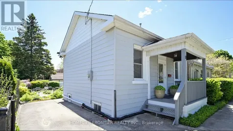 81 Richmond Street Brantford ON N3T 3Y7