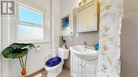 81 Richmond Street Brantford ON N3T 3Y7