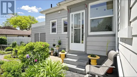 81 Richmond Street Brantford ON N3T 3Y7