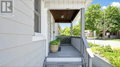 81 Richmond Street Brantford ON N3T 3Y7
