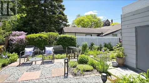 81 Richmond Street Brantford ON N3T 3Y7