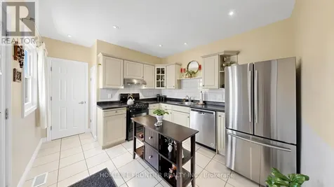 81 Richmond Street Brantford ON N3T 3Y7