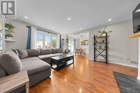 3762 Autumnwood Street Ottawa ON K1T 2K8