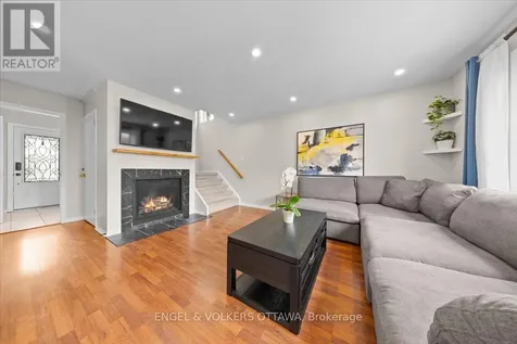 3762 Autumnwood Street Ottawa ON K1T 2K8