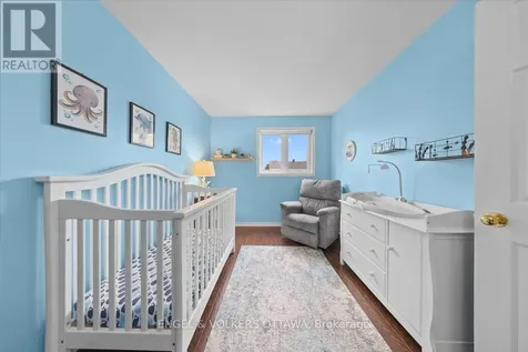 3762 Autumnwood Street Ottawa ON K1T 2K8