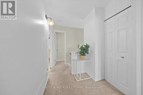 3762 Autumnwood Street Ottawa ON K1T 2K8