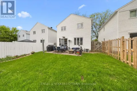 3762 Autumnwood Street Ottawa ON K1T 2K8