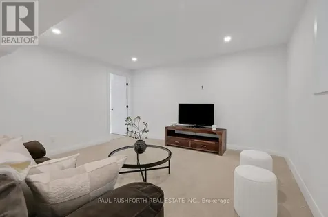 970 Islington Way Ottawa ON K1T 0T9