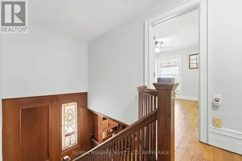 4887 Crysler Avenue Niagara Falls (downtown) ON L2E 3W5