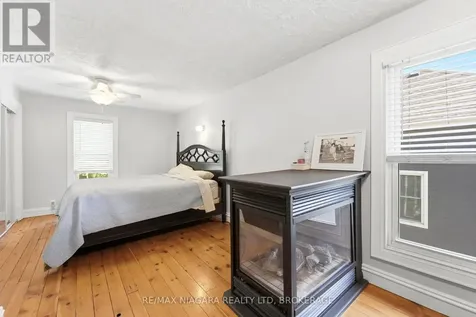 4887 Crysler Avenue Niagara Falls (downtown) ON L2E 3W5