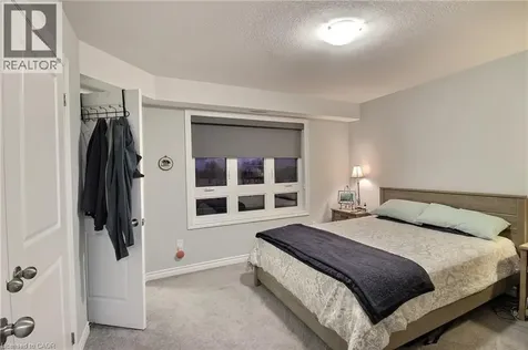 287 Chapel Hill Drive Kitchener ON N2R 0S4