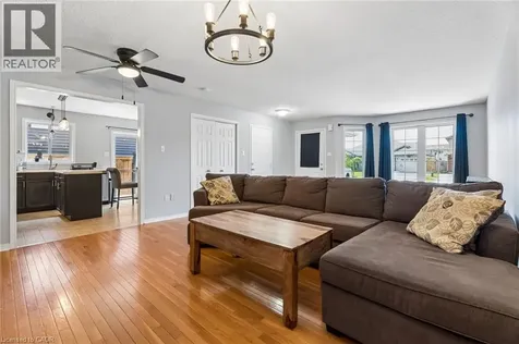56 Golden Acres Drive Smithville ON L0R 2A0