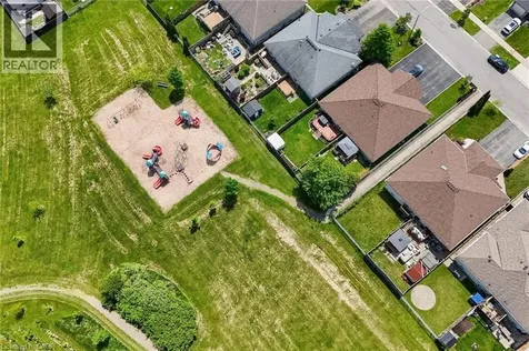 56 Golden Acres Drive Smithville ON L0R 2A0