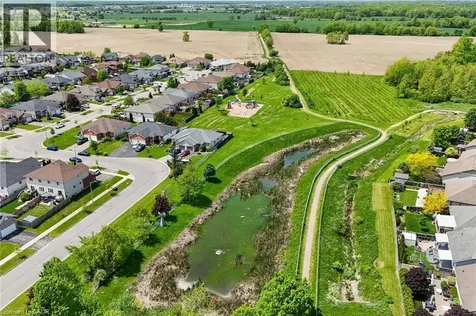 56 Golden Acres Drive Smithville ON L0R 2A0