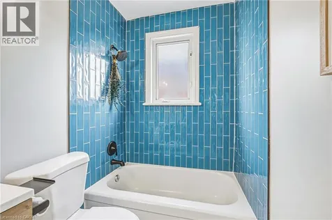 280 Montrose Avenue Hamilton ON L3M 3N8