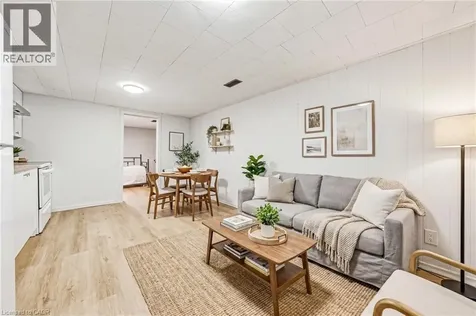 280 Montrose Avenue Hamilton ON L3M 3N8