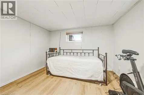 280 Montrose Avenue Hamilton ON L3M 3N8