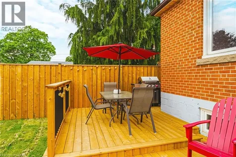 280 Montrose Avenue Hamilton ON L3M 3N8