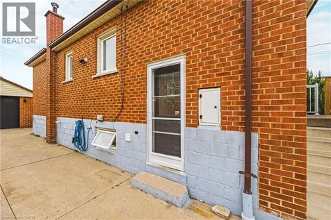 280 Montrose Avenue Hamilton ON L3M 3N8
