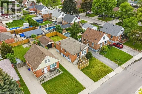 280 Montrose Avenue Hamilton ON L3M 3N8