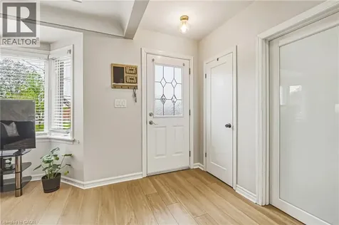 280 Montrose Avenue Hamilton ON L3M 3N8