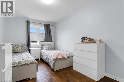 55 Greenwich Avenue Stoney Creek ON L8J 0L6