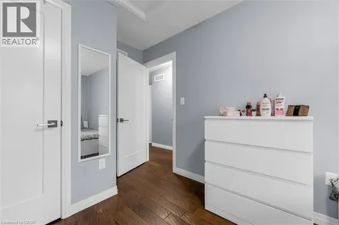 55 Greenwich Avenue Stoney Creek ON L8J 0L6