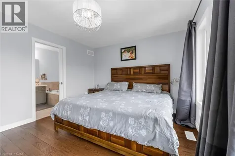 55 Greenwich Avenue Stoney Creek ON L8J 0L6