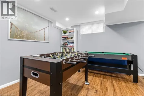 55 Greenwich Avenue Stoney Creek ON L8J 0L6