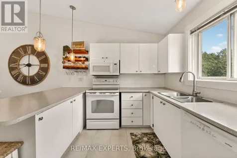 14 Dawson Drive Collingwood ON L9Y 5B4