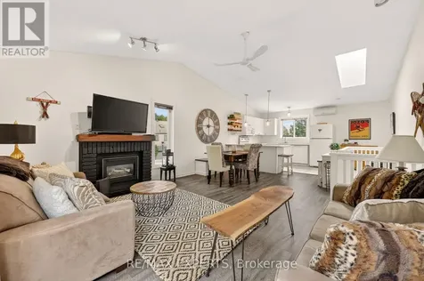 14 Dawson Drive Collingwood ON L9Y 5B4