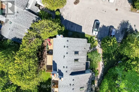 14 Dawson Drive Collingwood ON L9Y 5B4