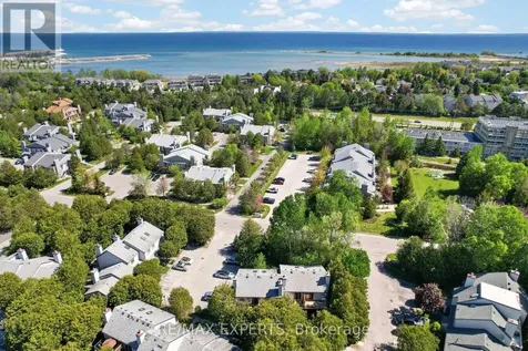 14 Dawson Drive Collingwood ON L9Y 5B4