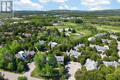 14 Dawson Drive Collingwood ON L9Y 5B4