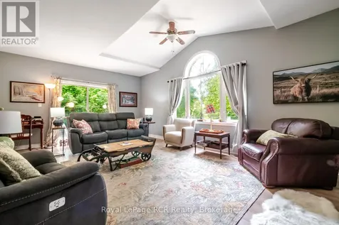 55 Shamrock Boulevard South Bruce Peninsula ON N0H 2T0