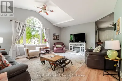 55 Shamrock Boulevard South Bruce Peninsula ON N0H 2T0