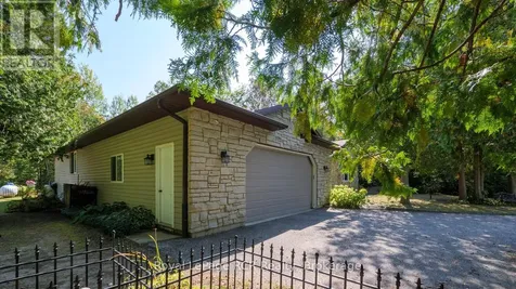 55 Shamrock Boulevard South Bruce Peninsula ON N0H 2T0