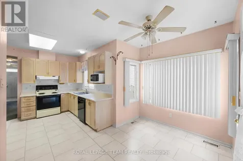 41 Billingham Crescent Ottawa ON K2K 2T7