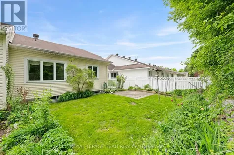 41 Billingham Crescent Ottawa ON K2K 2T7