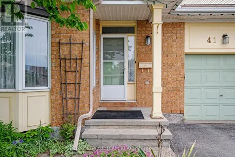 41 Billingham Crescent Ottawa ON K2K 2T7