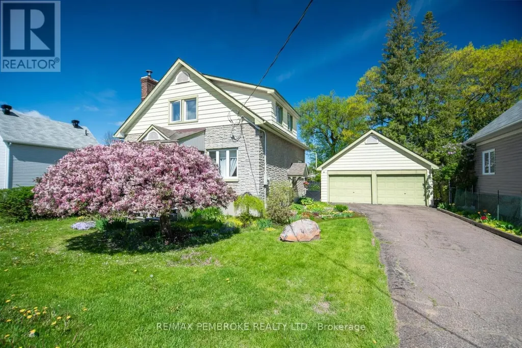 554 Eganville Road Pembroke ON K8A 4E8