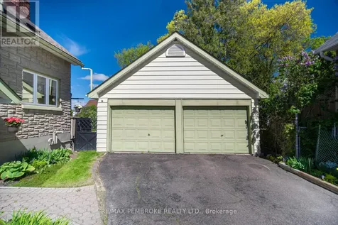 554 Eganville Road Pembroke ON K8A 4E8