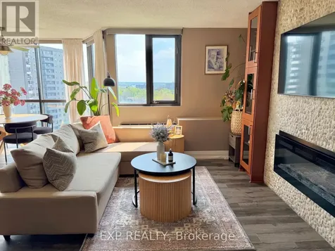 2871 Richmond Road Ottawa ON K2B 8M5