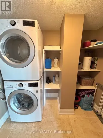 2871 Richmond Road Ottawa ON K2B 8M5