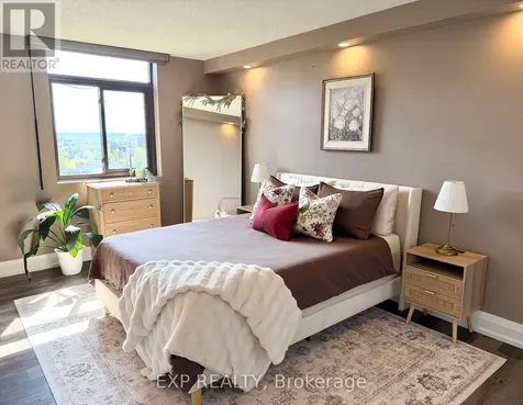 2871 Richmond Road Ottawa ON K2B 8M5