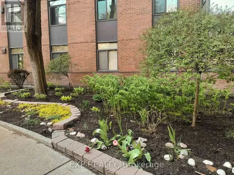 2871 Richmond Road Ottawa ON K2B 8M5