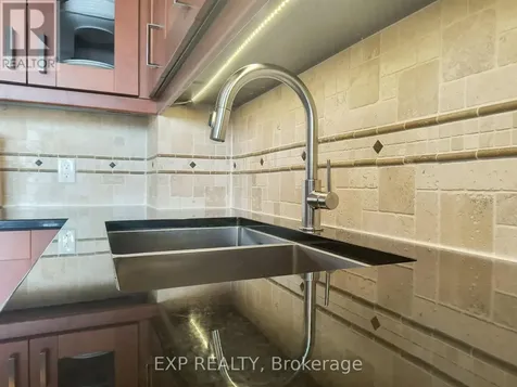 2871 Richmond Road Ottawa ON K2B 8M5